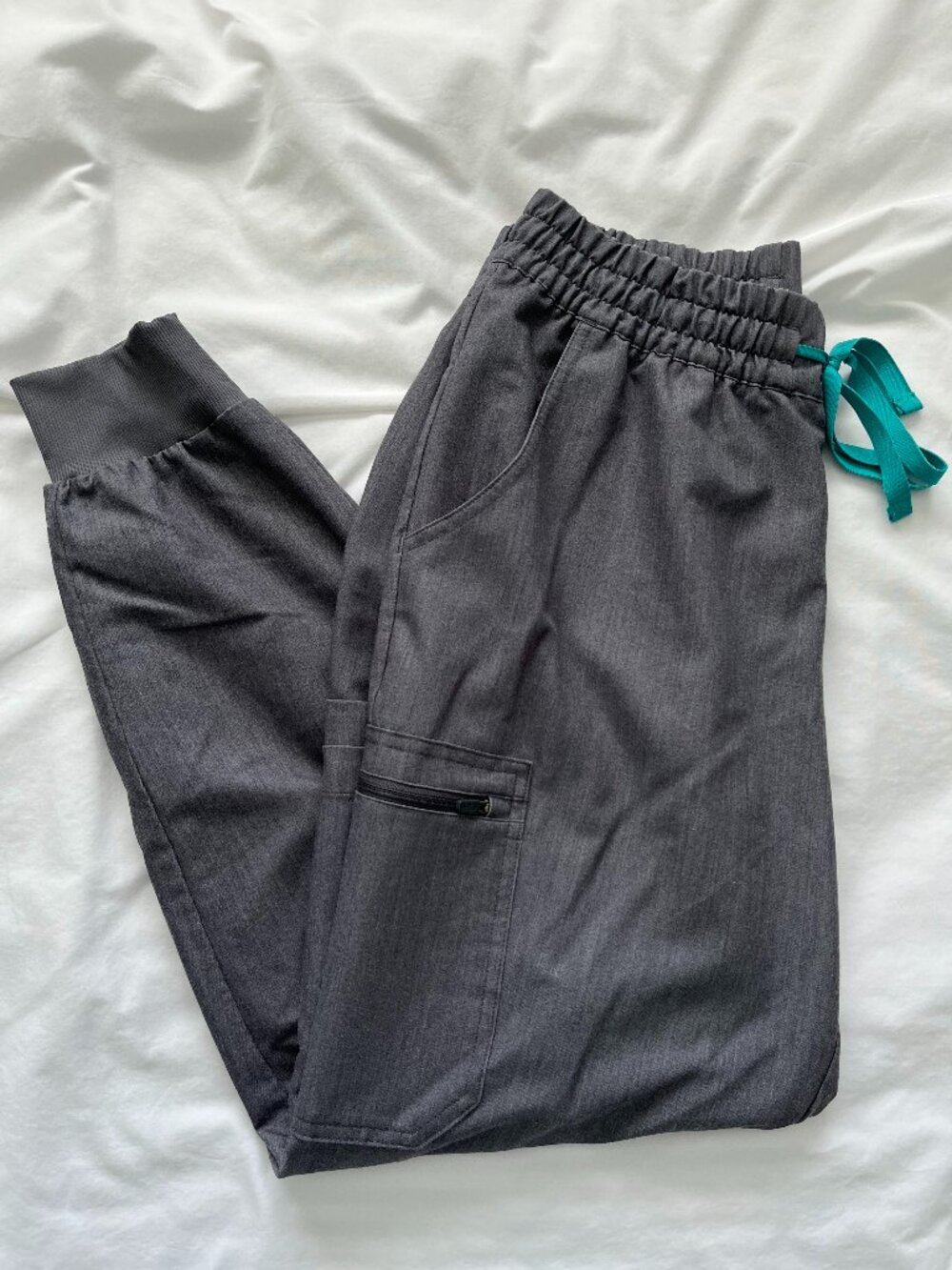 Grey Women's Figs Scrub Pant